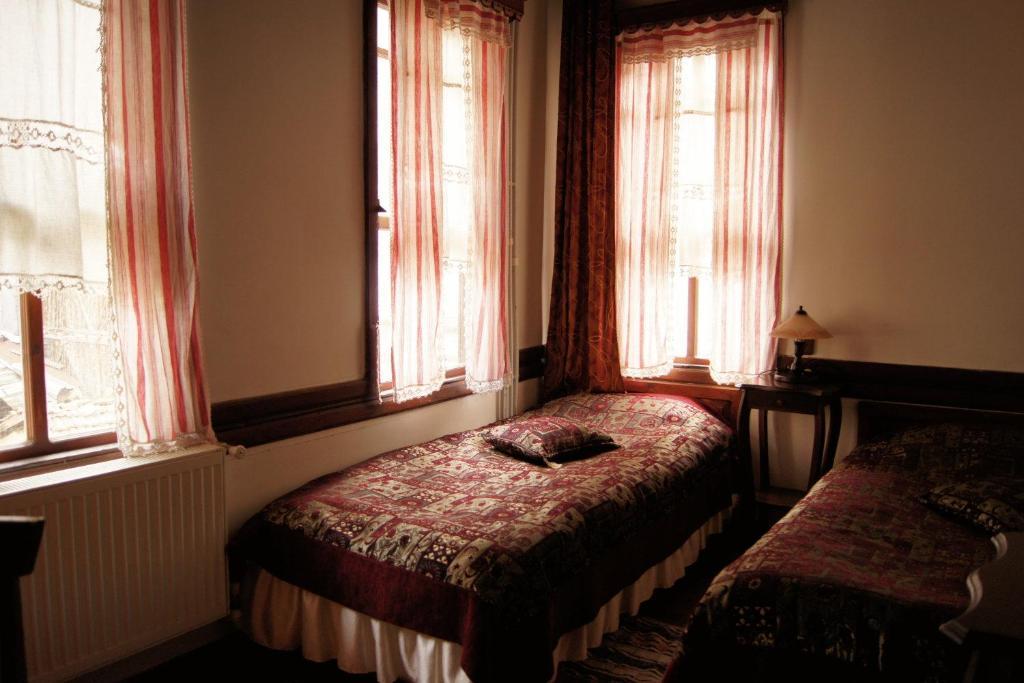 Haci Abdullahlar Konagi Hotel Mudurnu Quarto foto